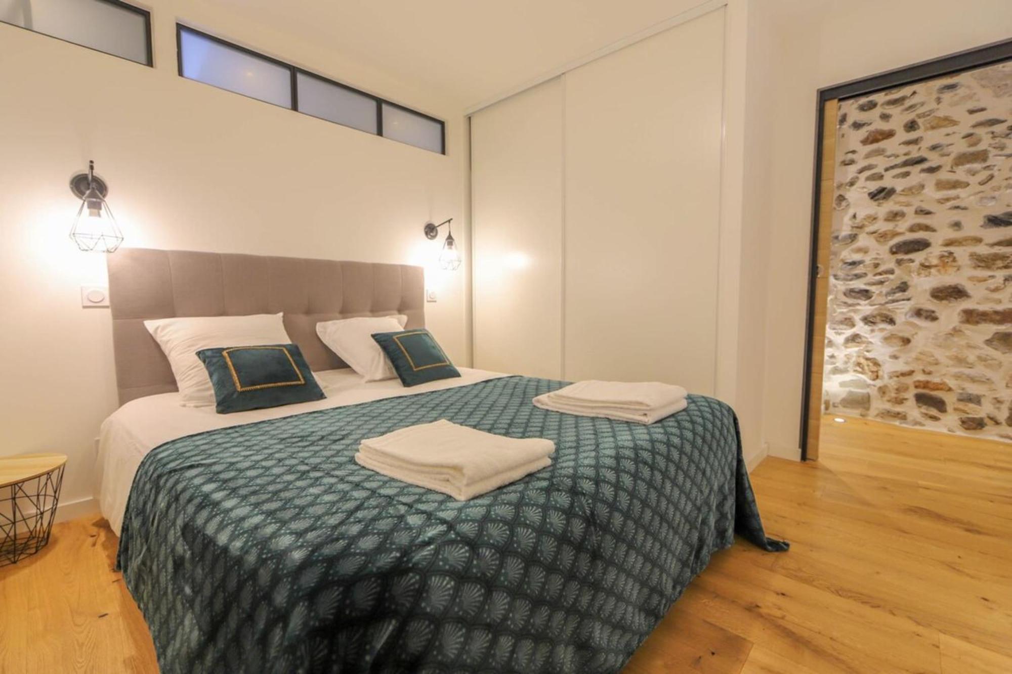Le Coeur De : Splendide T2 Plein Centre Appartement